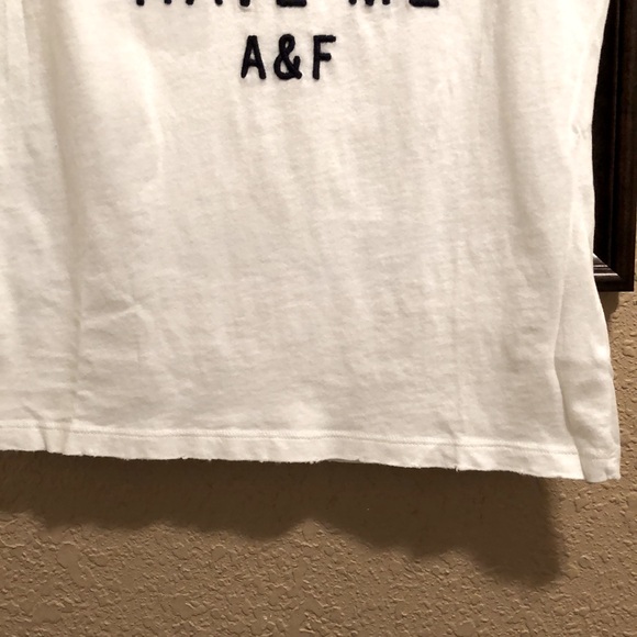 NWT HTF RARE VINTAGE Abercrombie & Fitch “Amazing Times Always Have Me” Top. - Picture 4 of 10